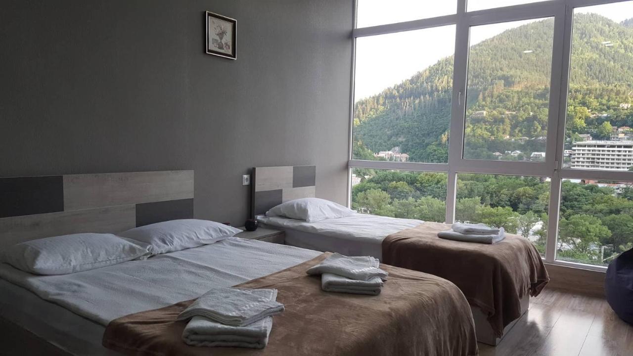 Mtis Kheoba Apartment Borjomi Luaran gambar